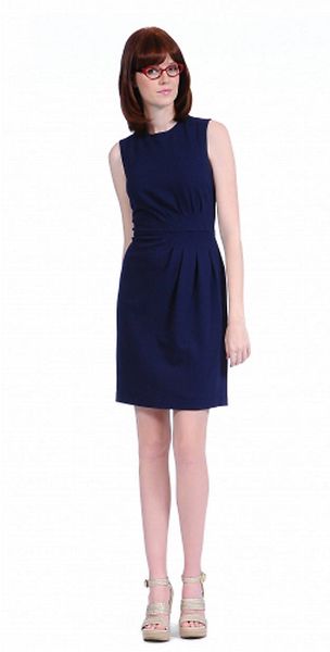 Kay Unger Pleated Crepe Sheath Dress - Lyst