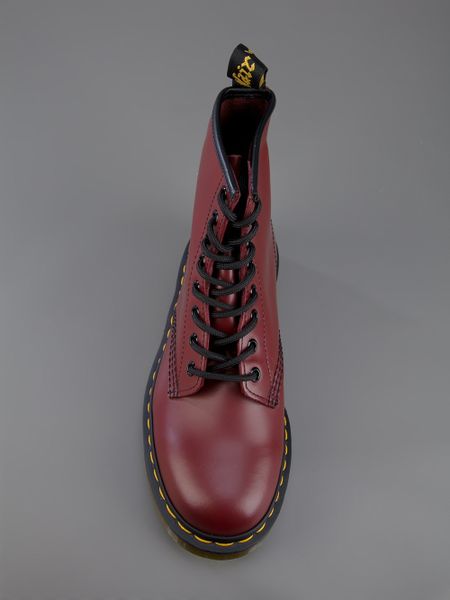dr marten 8 hole boots