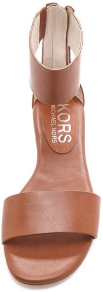low heel buckle flats