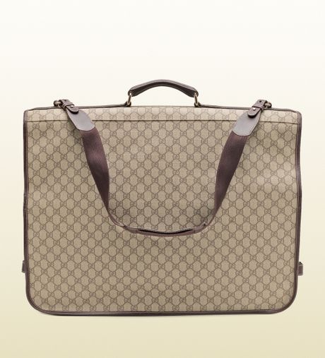 Gucci Gg Supreme Canvas Garment Bag in Gray for Men (beige) | Lyst