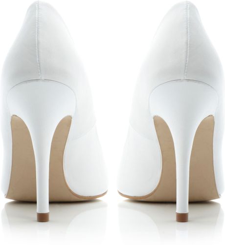 silver pointed court shoes