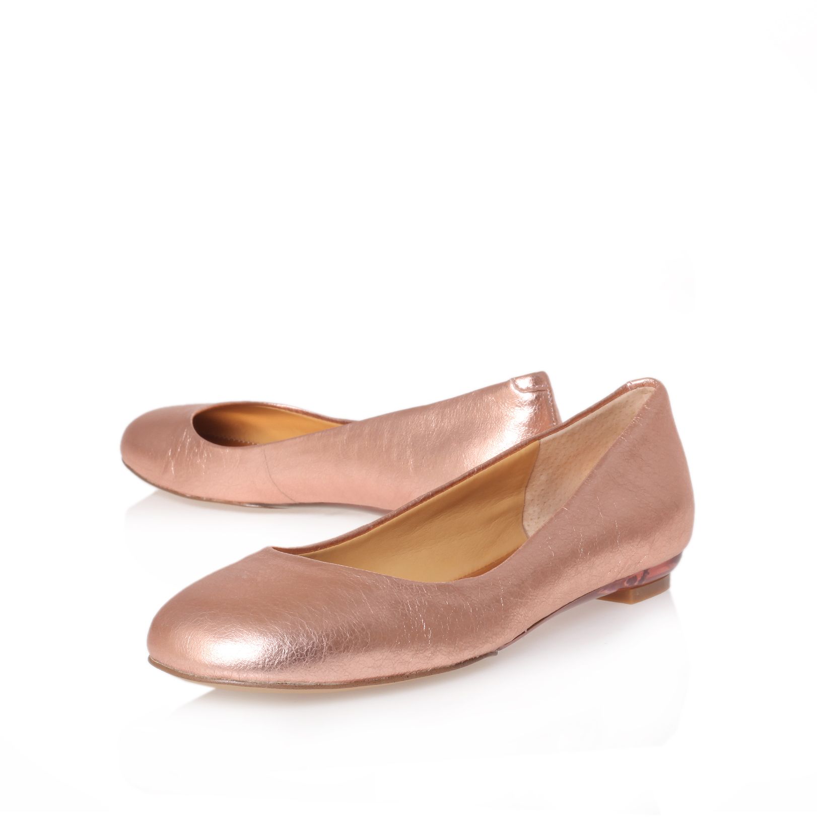 Nine West Guzzler Flat Shoes in Gold (Rose Gold) | Lyst
