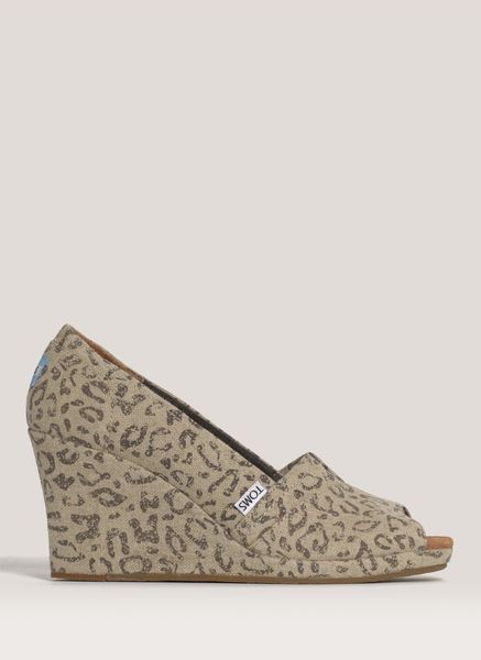 Toms Leopard print Wedges in Beige (Animal Print) | Lyst