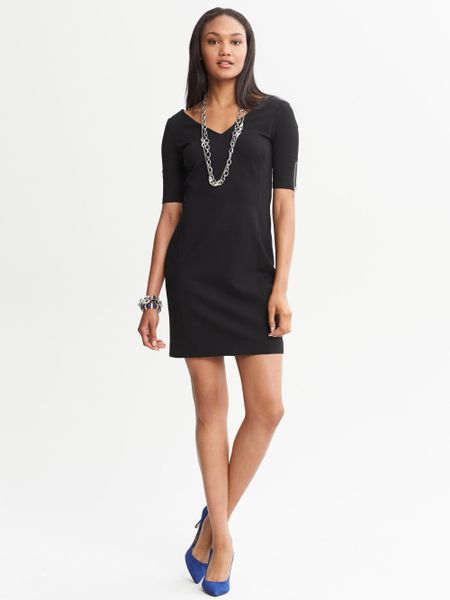 banana republic black v neck
