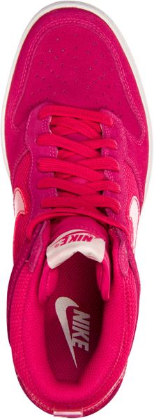 men's white and pink nike shoes
