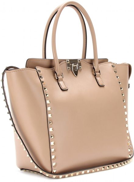 valentino rockstud platinum