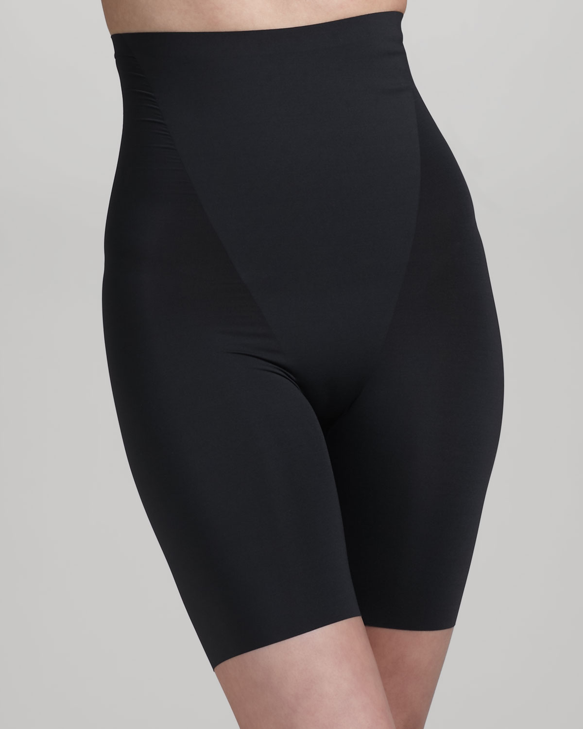Spanx Trust Your Thinstincts High-Waisted Mid-Thigh Shaper in Black | Lyst