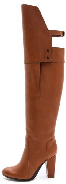 closed toe boots