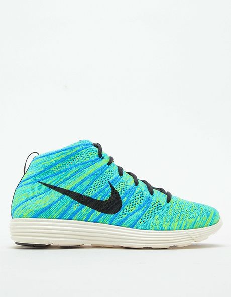 nike flyknit chukka blue