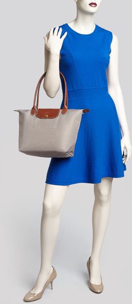 longchamp medium shoulder tote