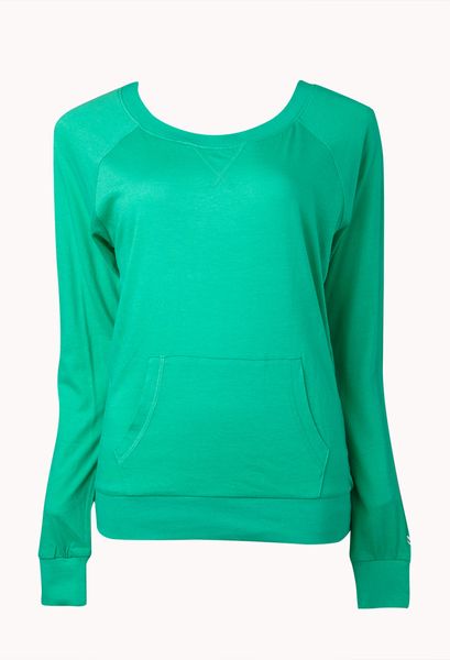 Forever 21 Kangaroo Pocket Yoga Top in Green (Emerald) | Lyst