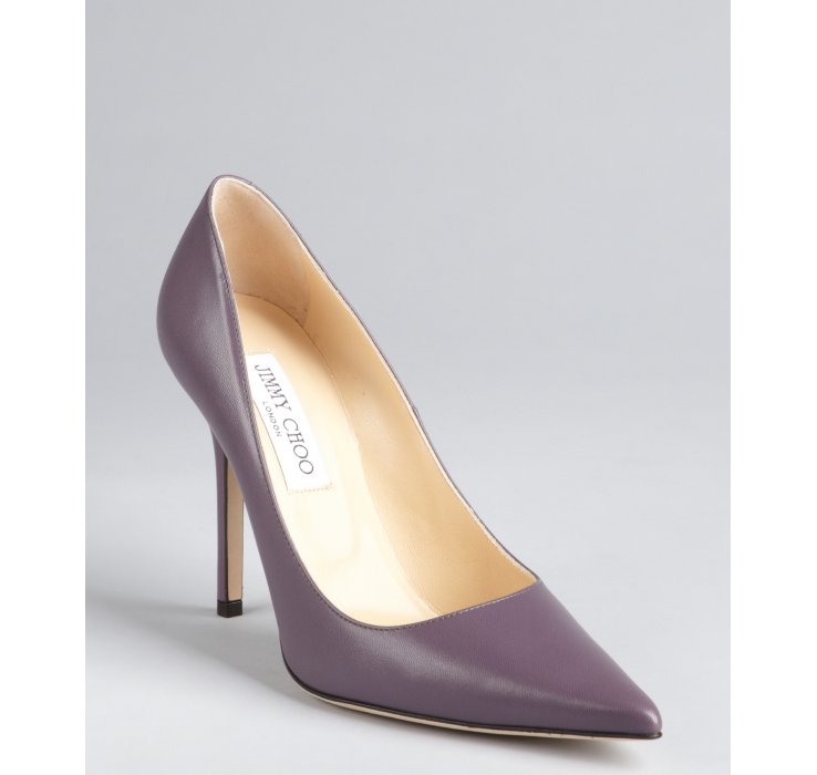 pumps in mauve