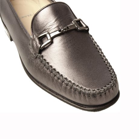 carvela saunter