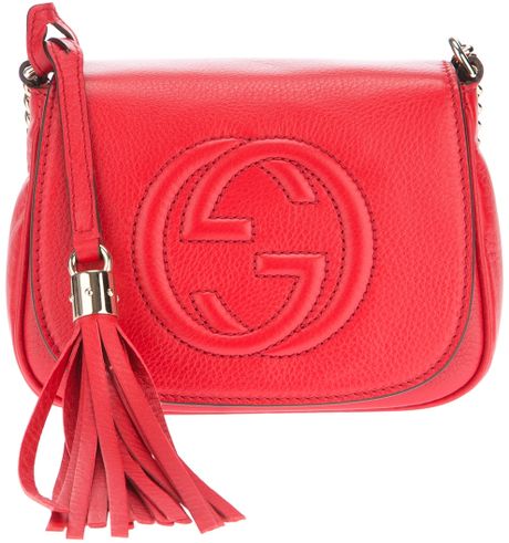 red gucci shoulder bag with chain strap