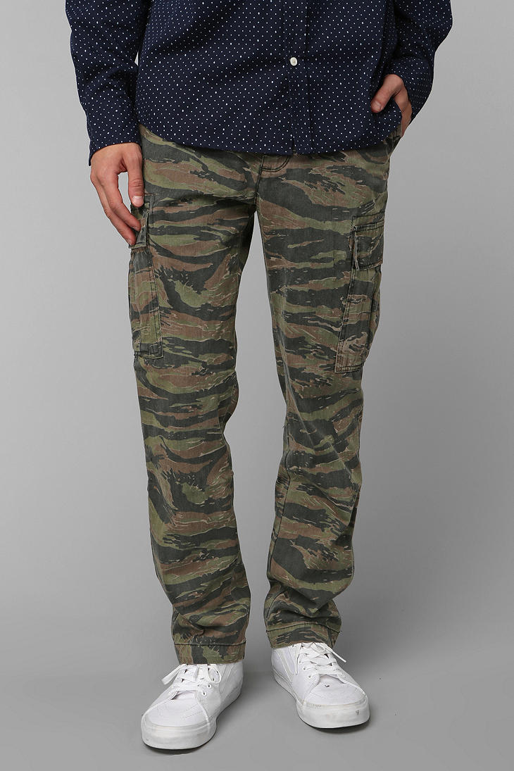 urban outfitters black cargo trousers