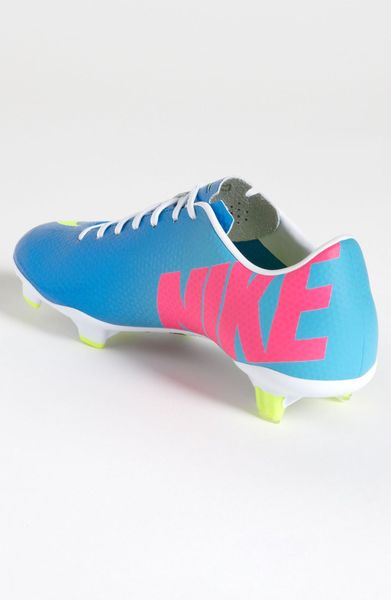 nike soccer cleats light blue