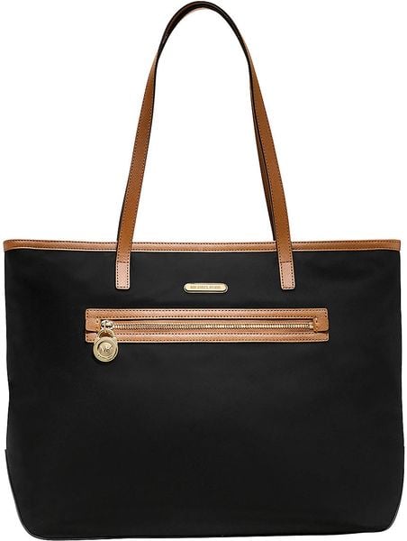 michael kors black pocketbook