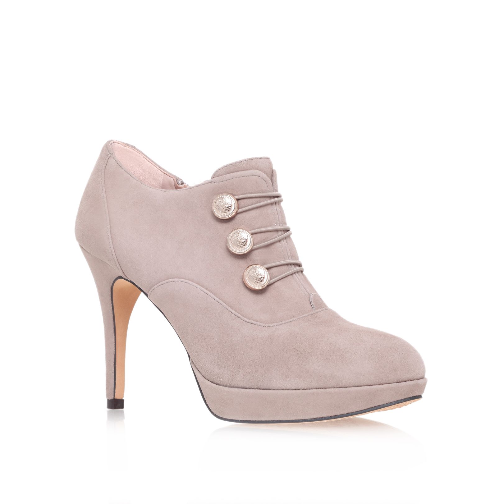 vince camuto booties tan