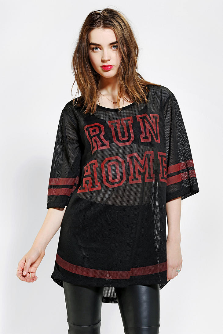 Urban Outfitters Ragged Priest Run Home Jersey Top in Black | Lyst