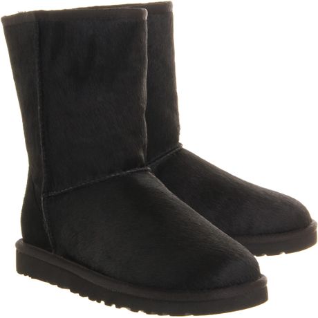 ugg classic short black size 7