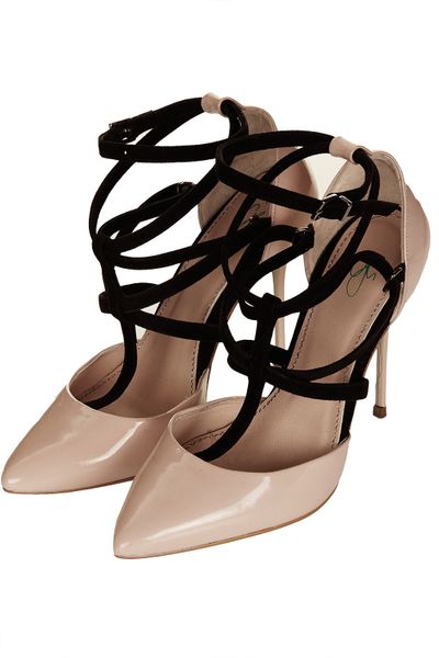 nude pointed courts