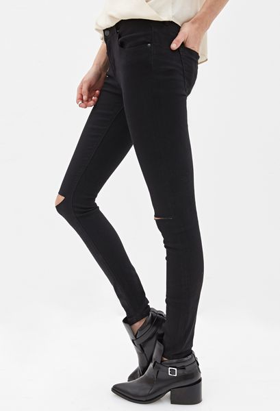 Forever 21 Ripped Skinny Jeans in Black