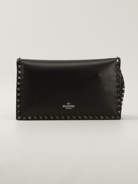 black valentino rockstud clutch