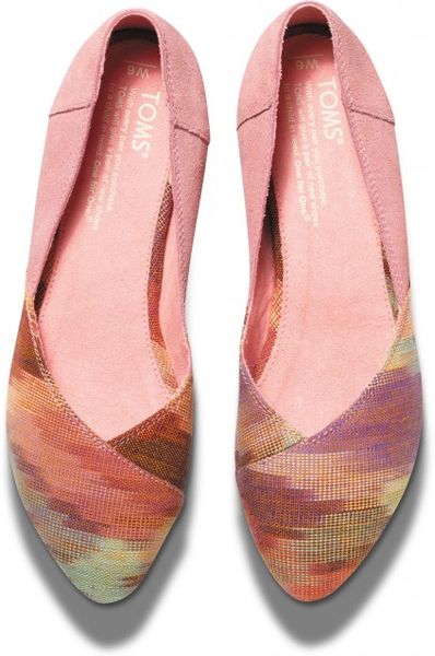 tan colored toms