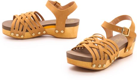 luggage color sandals