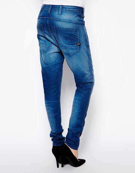 loose tapered jeans