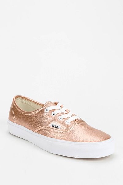 vans low top pink