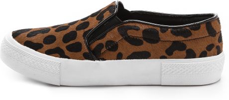 steve madden leopard slip on