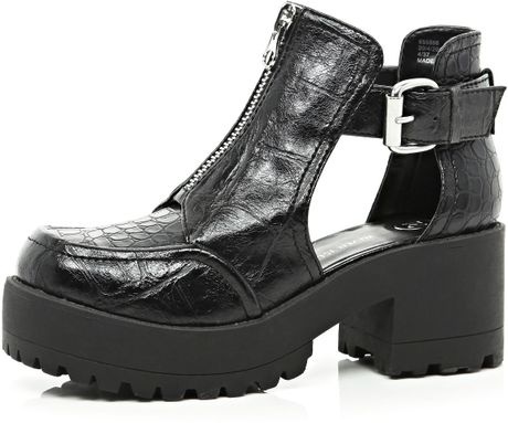 river island chunky cut out boots