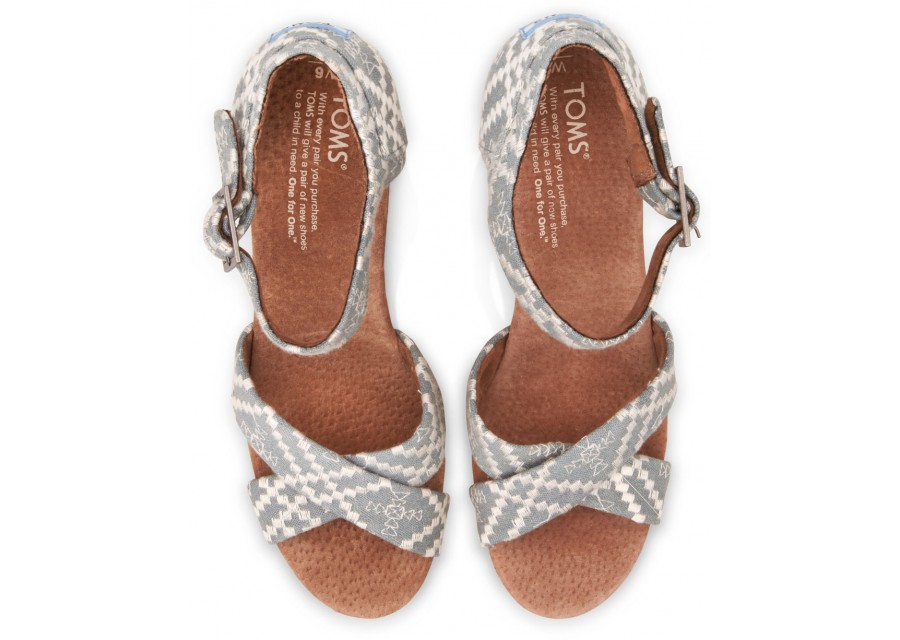 toms strappy wedge