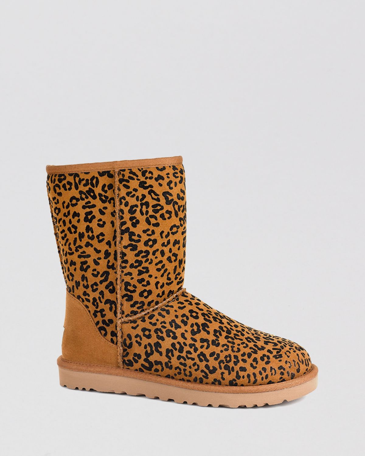 Ugg Ugg® Australia Boots - Classic Short Rosette Leopard Print in Black