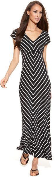 ... Petite Capsleeve Chevronprint Maxi Dress in Black (Madame Stripe