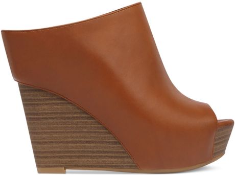jessica simpson platform mules