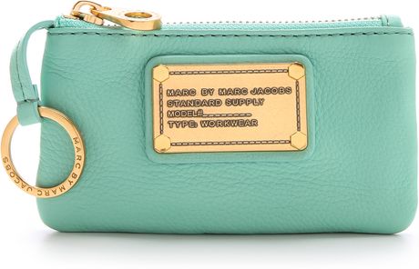 marc by marc jacobs pouch