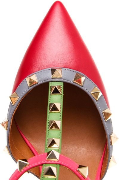 Valentino Rockstud Matte Leather Kitten Heels in Red | Lyst