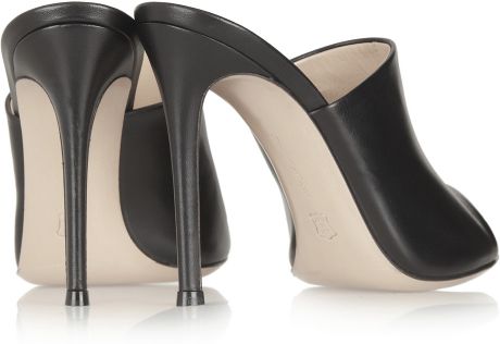 gianvito rossi mules black