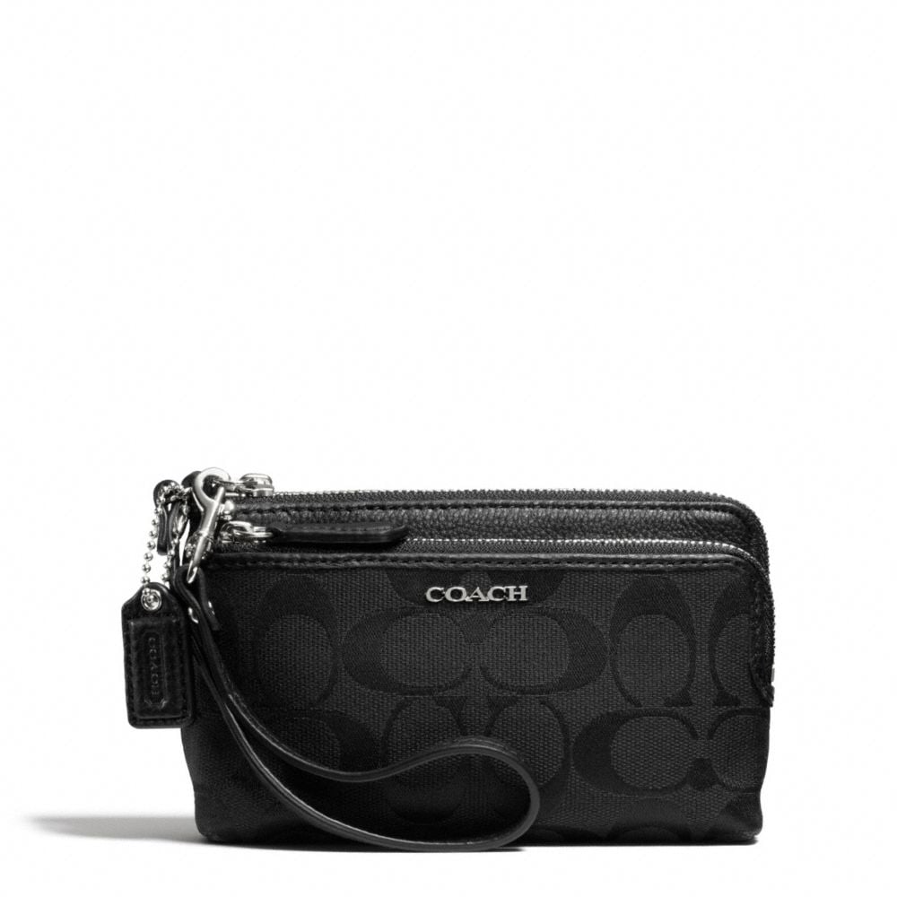 coach wristlet zip