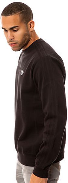 adidas fleece crewneck