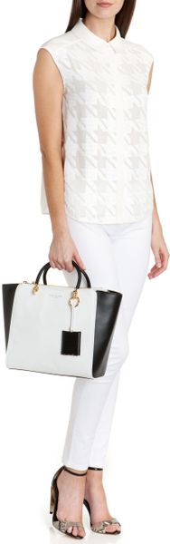pelagai ted baker