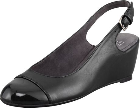 stuart weitzman cap toe pumps