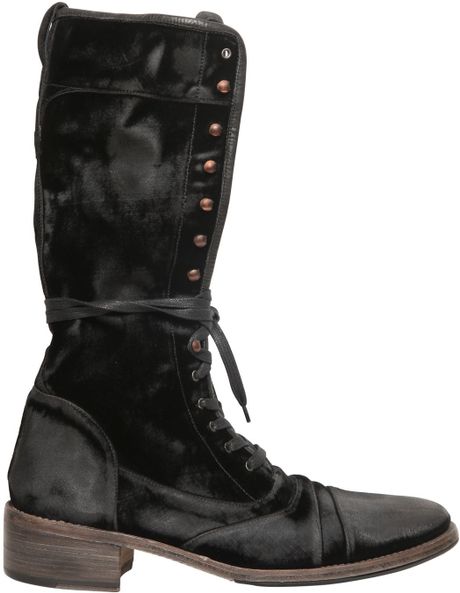 boots with velvet laces