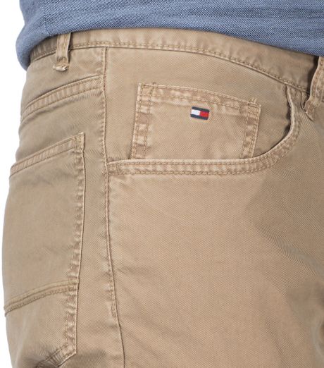 tommy hilfiger men's khaki pants