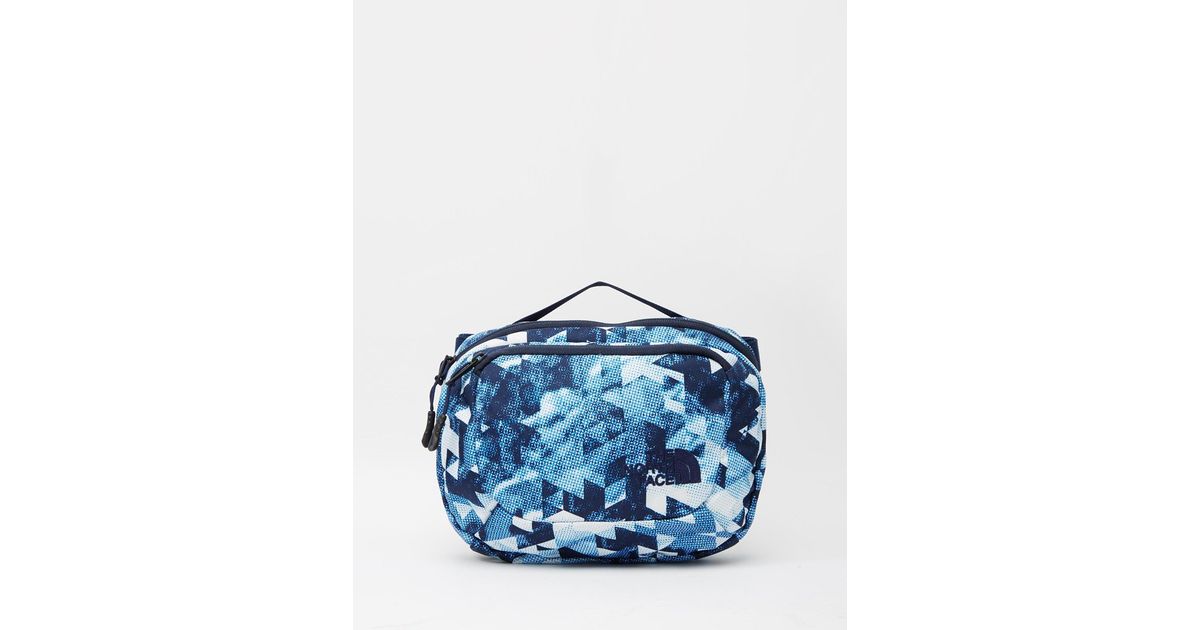 Lyst The North Face Roo Iii Bag 3l In Blue For Men