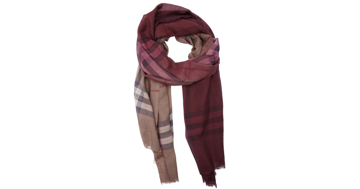 maroon burberry scarf