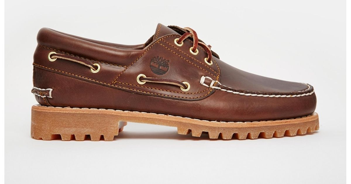Timberland Classic Lug Boat Shoes in Brown for Men | Lyst