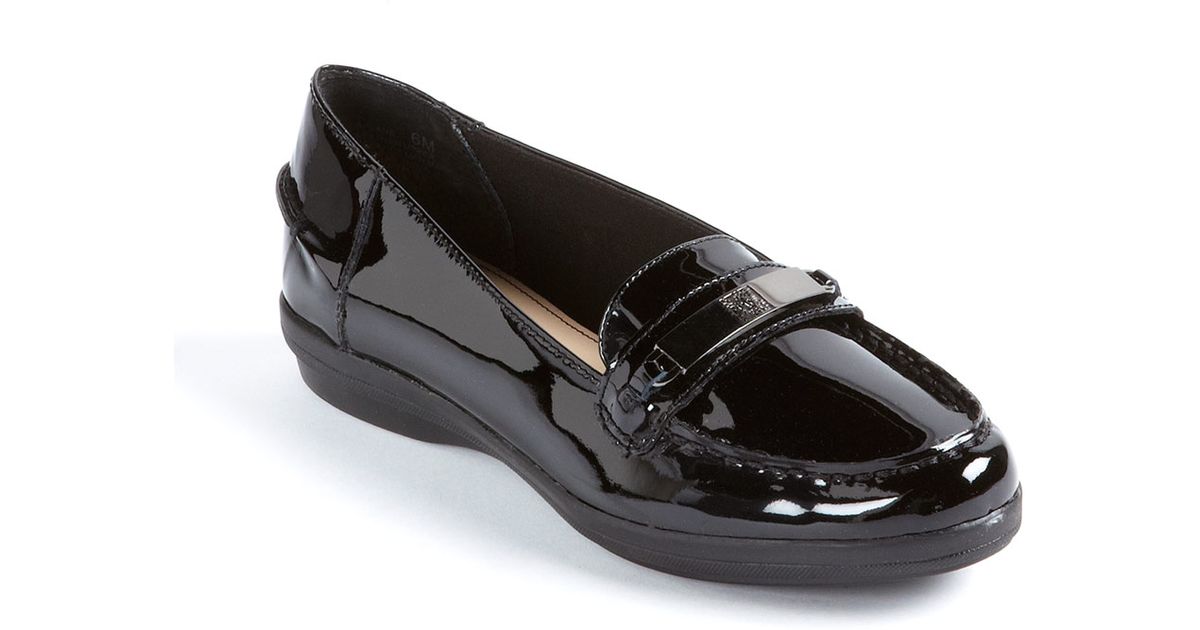 anne klein black patent loafers